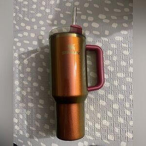 Stanley - Lainey Wilson